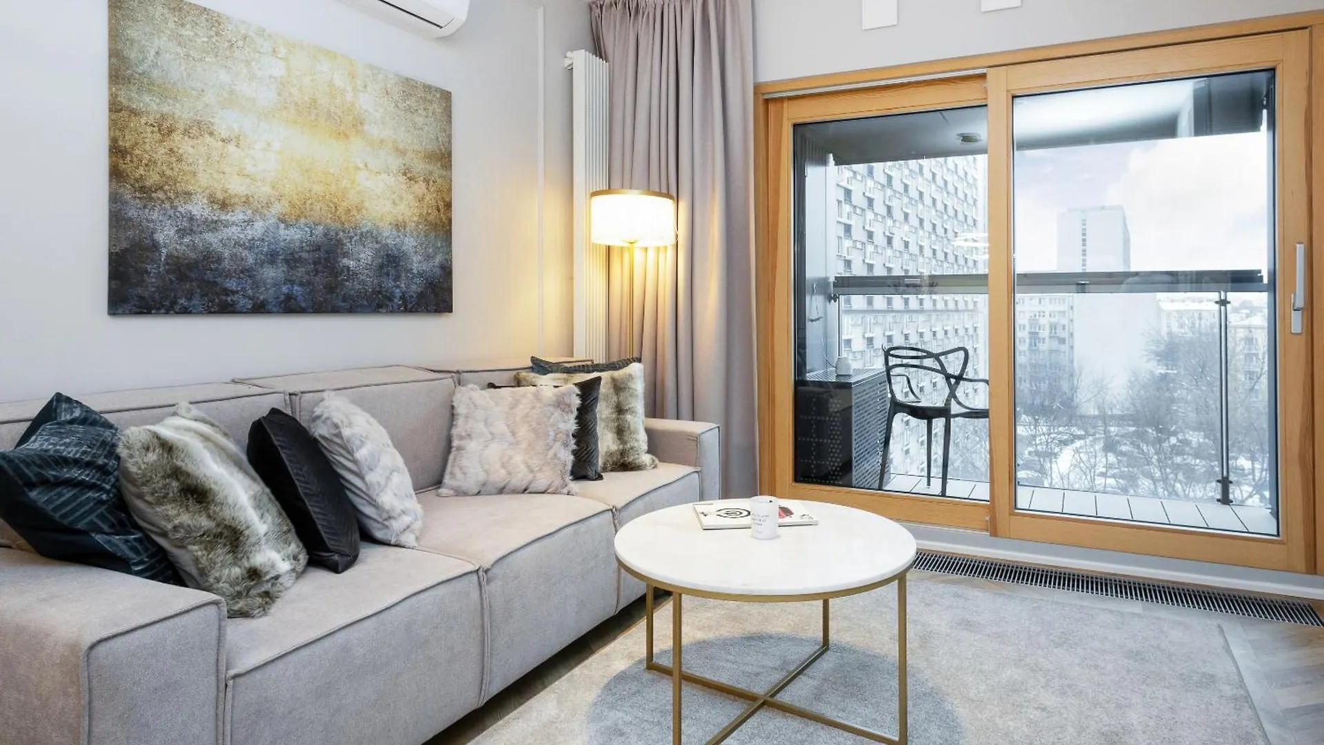 Mennica Residence Deluxe City Centre Apartments By Renters Prestige Varsovia 0*,  Polonia